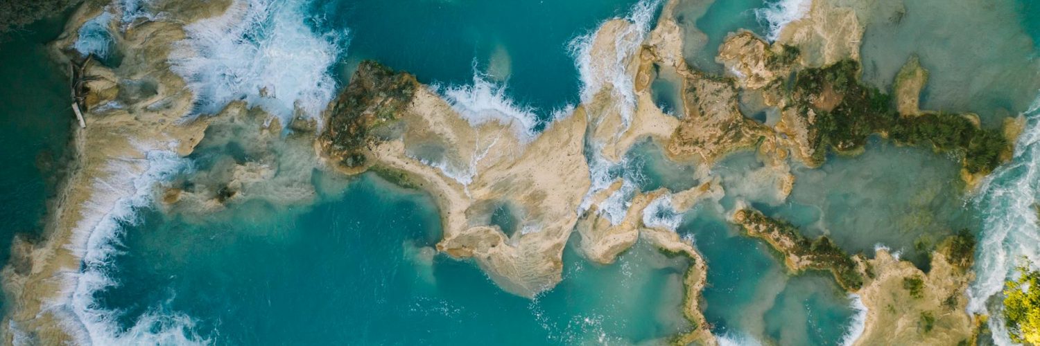Die geheime Sprache der Geschichte: Unerwartete Anhaltspunkte in Unterhaltung und Kunst