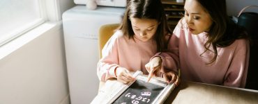 The Unexpected Science of Everyday Habits:  Little Things, Big Discoveries