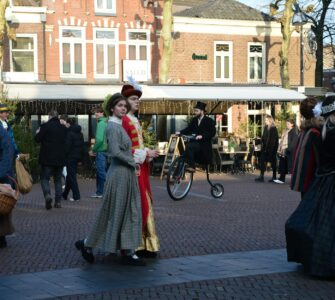 Little-Known History Nuggets: Surprising Stories Beyond the Dates